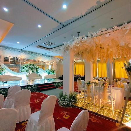 Sindoro Hotel Cilacap By Conary Eksteriør bilde
