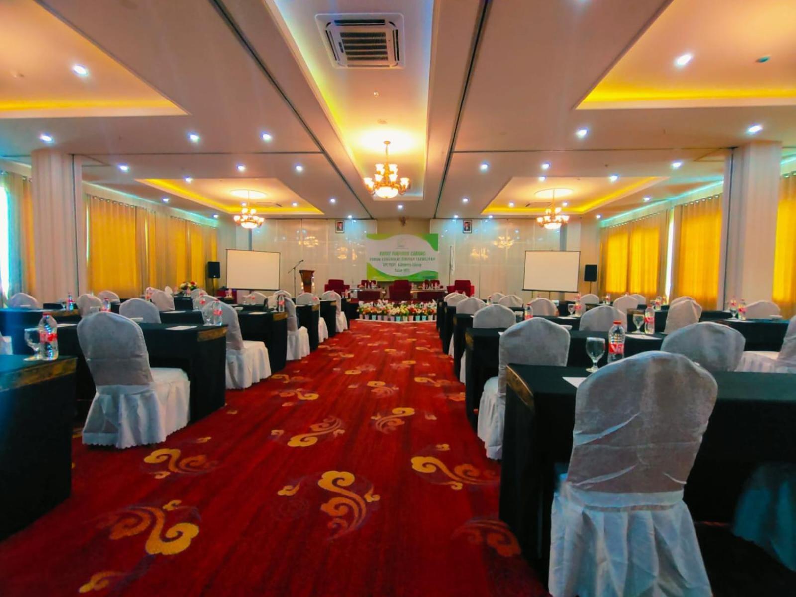 Sindoro Hotel Cilacap By Conary Eksteriør bilde