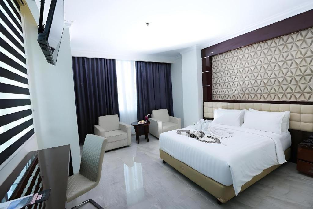 Sindoro Hotel Cilacap By Conary Eksteriør bilde